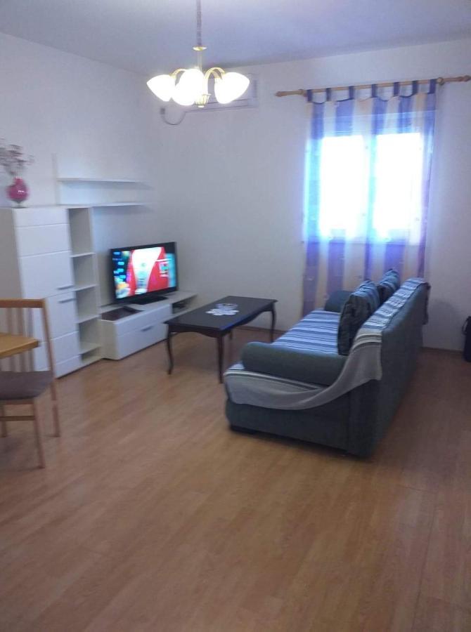 Apartman Justinic Šilo Екстериор снимка
