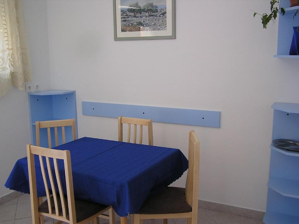 Apartman Justinic Šilo Екстериор снимка